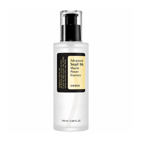 COSRX Advanced Snail 96 Mucin Power Essence: Pumpflasche mit schwarz-gelbem Etikett, freigestelltes Produktfoto
