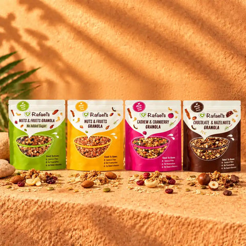 Rafael's Granola Lucky Box | Set of 4 crunchy treats with nuts, fruits & chocolate