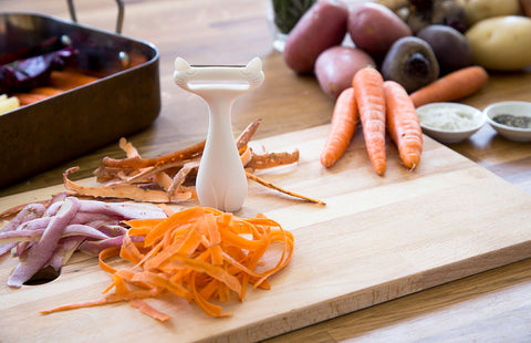 CatPeeler – The vegetable peeler with a twist!