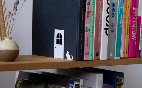 Bookends in stair design